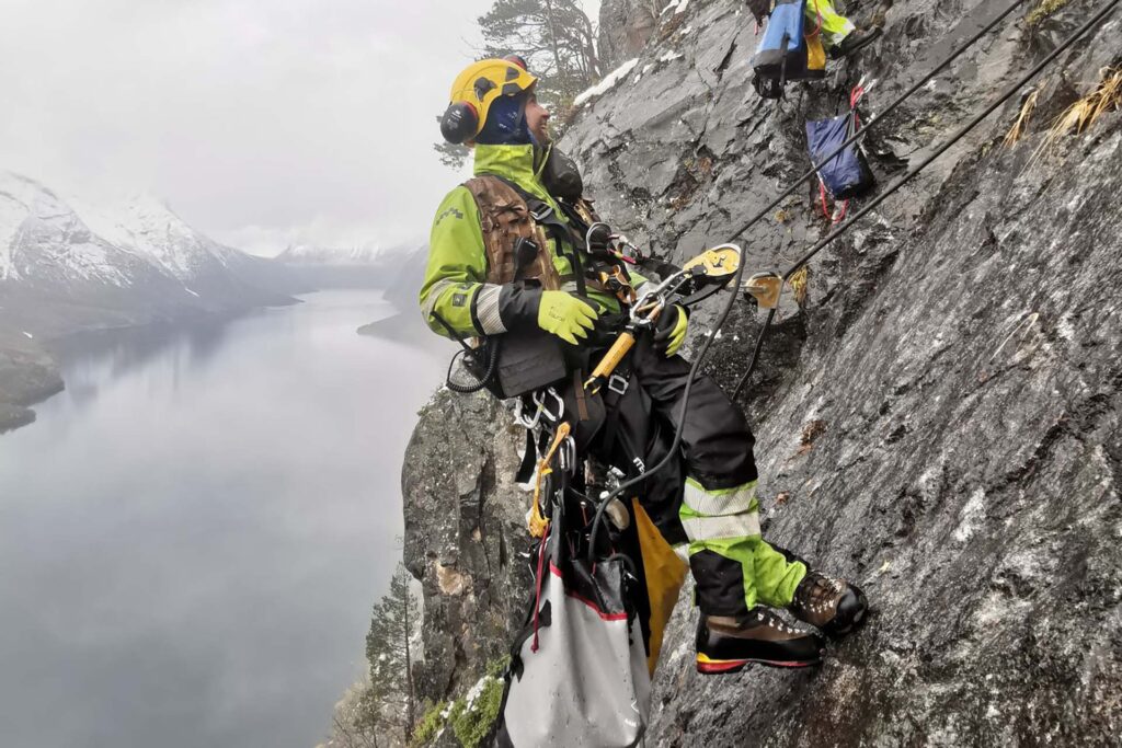 Rock safety - Share information